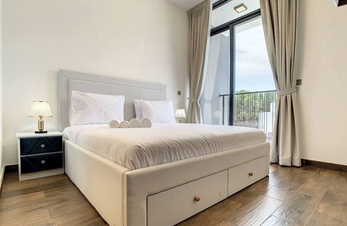 Motor City House | Light & Airy 3BR plus Maids Villa in Motor City