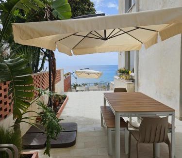 San Lucido House | Litore Domus - Cilla