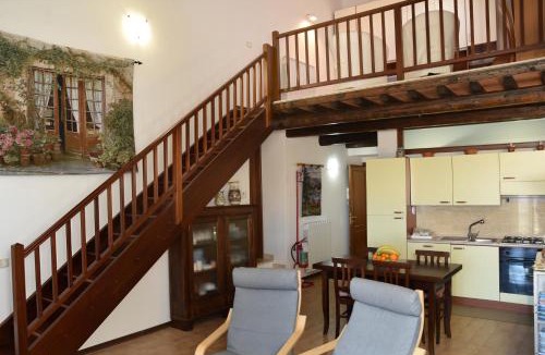Roccavivara Apartment | Locazione Turistica Arcobaleno "Family Loft"