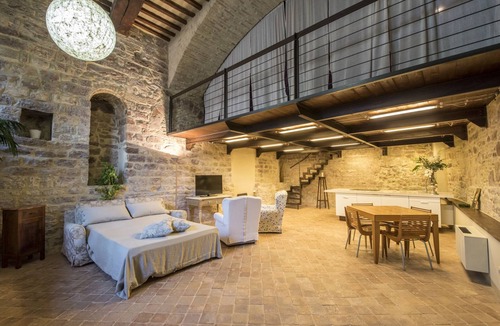 Assisi Apartment | Loft in the center of Assisi