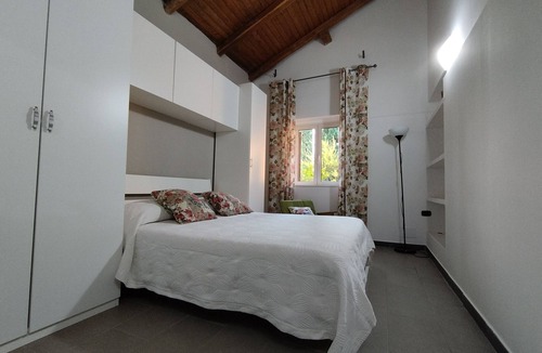 Cisterna di Latina House | Lovely Depandance with use of pool