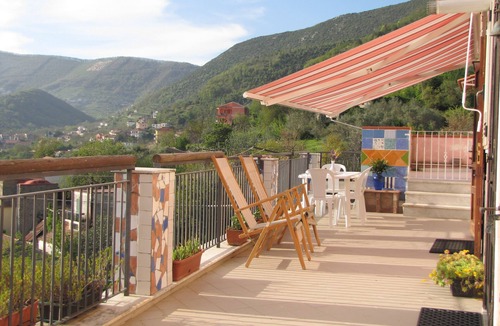 Campinola House | Lovely holiday home with terrace: an oasis in the countryside of the Amalfi Coast