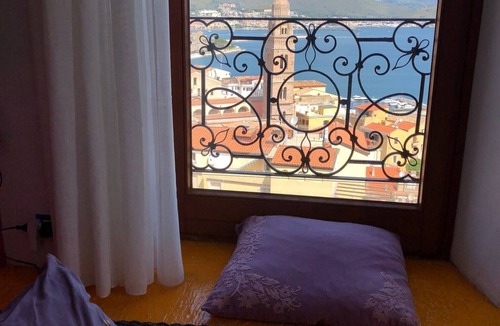 Gaeta House | Lovely Penthouse Suite