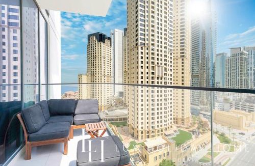 Dubai Marina Apartment | LUX Contemporary Suite with Full Marina View 6