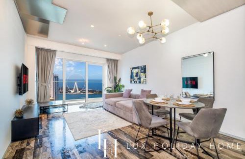 Dubai Marina Apartment | LUX - Lavish Suite with Full Palm Jumeirah View 3