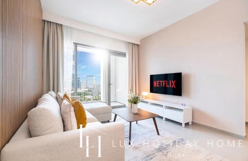 Bur Dubai Apartment | LUX The Downtown Zabeel View Suite