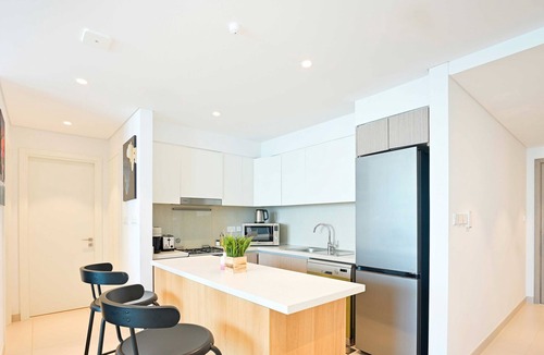 Dubai Apartment | LUX The Dubai Creek View Suite