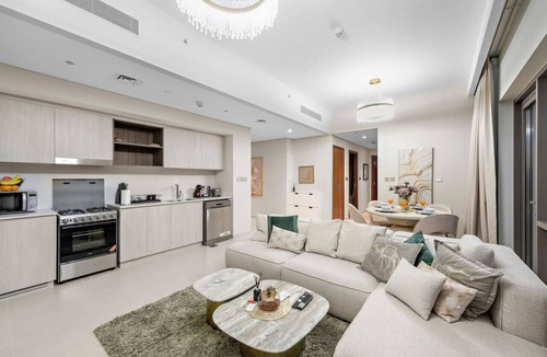 Dubai Apartment | Luxe 2BR w/Pool, Water & Skyline Views | Dubai Creek Harbour