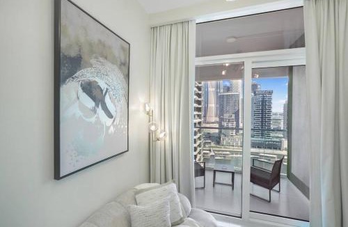 Trade Centre 1 Apartment | Luxe Den-1BR Cozy Treat By Canal side