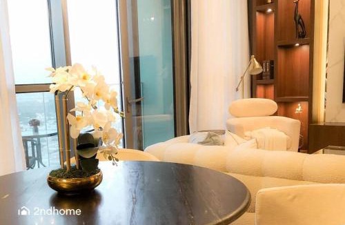 Bur Dubai Apartment | Luxurious 1 Bed with Direct Access to Dubai Mall