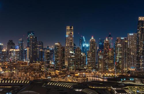 Za'abeel 2 Apartment | Luxurious 2-BR Apt Pool, Gym & Burj Khalifa View