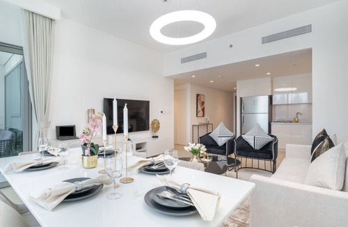 Za'abeel 2 Apartment | "Luxurious 2BHK-Spectacular Burj Khalifa Views"