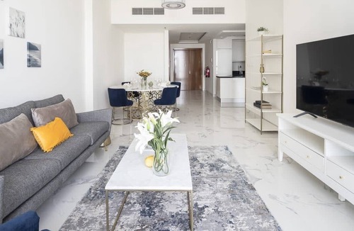 Business Bay Apartment | Luxurious 2BR Apartment in Business Bay!