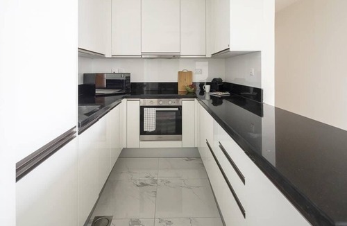 Business Bay Apartment | Luxurious 2BR Apartment in Business Bay!