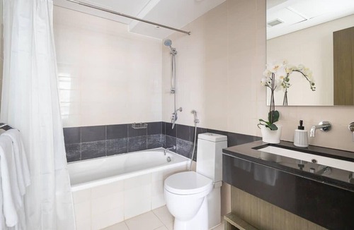 Downtown Dubai Apartment | Luxurious 2BR close to Burj Khalifa and Dubai Mall