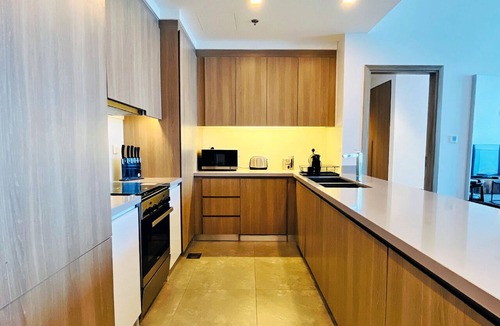 Jabal Ali 2 Apartment | Luxurious 2BR in Stella Maris, Ain & Marina View