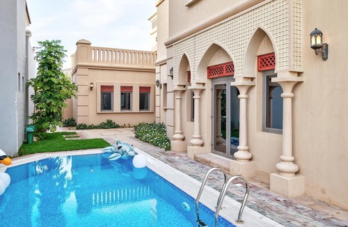 Palm Jumeirah Villa | Luxurious 6 bedrooms Villa in Palm Jumeirah