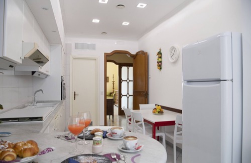 Santa Lucia Apartment | Luxurious apartment in the center of Naples with breathtaking views of Vesuvius