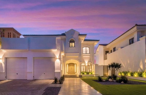 Palm Jumeirah Villa | Luxurious Villa Sunny Haven