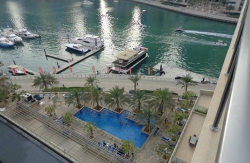 Dubai Marina Apartment | Luxury 1 Bedroom Apartment in Marina