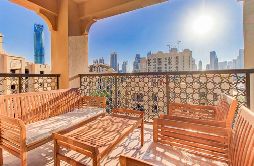 Downtown Dubai Apartment | Luxury 2bed |Opposite Dubai Mall |Full Burj View