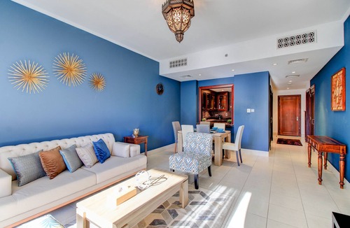 Downtown Dubai Apartment | Luxury 2bed |Opposite Dubai Mall |Full Burj View