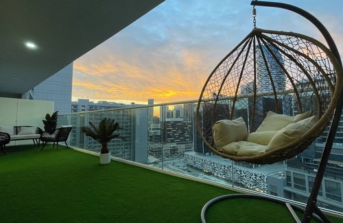 Downtown Dubai Apartment | Luxury 2BR Apartment With Burj Khalifa View