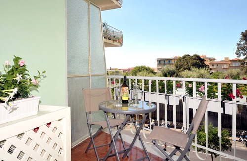 Sorrento Apartment | Luxury apartment in Sorrento center, Wi-Fi, AC, breakfast, garage