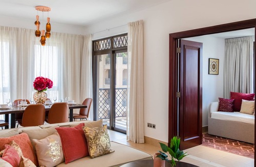 Downtown Dubai Apartment | Luxury Living Next to Dubai Mall & Burj Khalifa