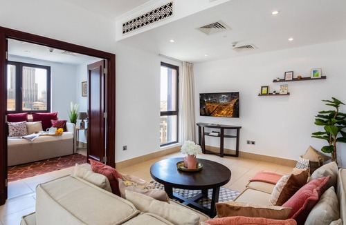 Downtown Dubai Apartment | Luxury Living Next to Dubai Mall & Burj Khalifa