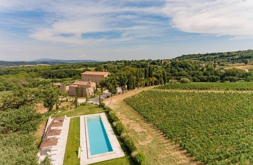 Sarteano Villa | Luxury rental in Tuscany for 18 people