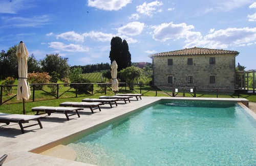 Pignano Villa | Luxury Villa + A/C Dépendance, Whirlpool, infinity Pool, Chef, Pizza, massage