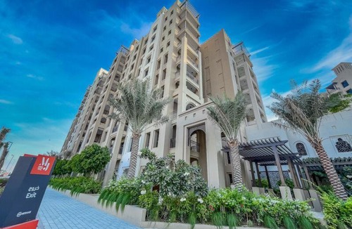 Umm Suqeim 3 Apartment | Madinat Jumeirah Living Rahhal-1 by Four apple