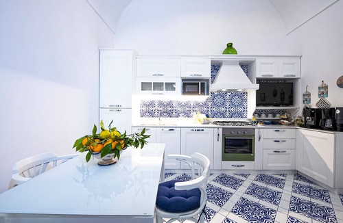 Laurito Ski Chalet | Maison Don Rafe’ - Two Bedroom Chalet, Sleeps 4