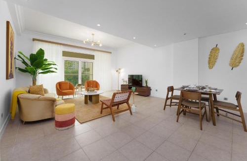 Palm Jumeirah Apartment | Maison Privee - Elegant Coastal Apt on Palm Jumeirah