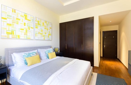 Palm Jumeirah Apartment | Maison Privee - Luxury 1BR Apt Few Steps Away from the Beach