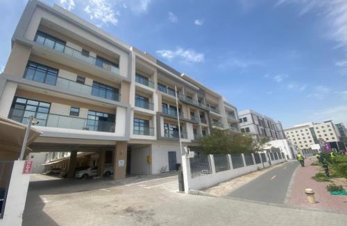 Dubai Investment Park Apartment | Male Hostel Dip , 12 person in one Sharing room