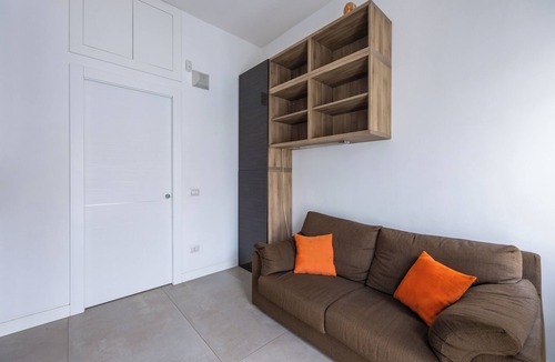 Naples City Centre Apartment | Malta Modern and Lovely Flat with parking