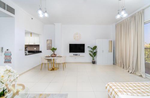 Jumeirah Village Triangle Apartment | Marcopolo - Spacious Huge Balcony, Park View, Pool