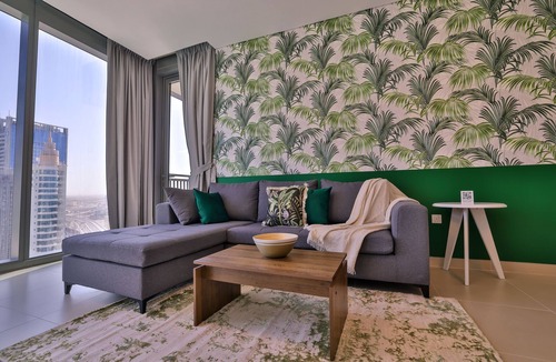 Al Qusais Apartment | Marina Views | Cosy Two Bed | JBR by Belvilla