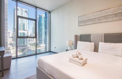 Jumeirah Lake Towers Apartment | MBL Royal, JLT -One Bedroom with Lake View