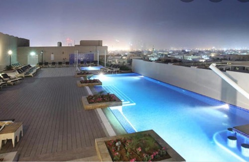 Sheikh Zayed Road Hotel | Metropolitan Hotel Dubai (Refreshing Home)