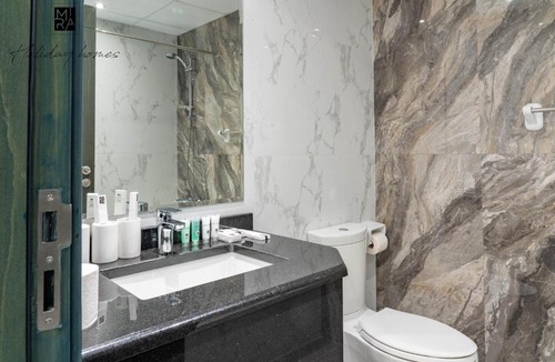 Business Bay Apartment | Mira Holiday Homes - Studio with Burj Khalifa View - Elite Business Bay