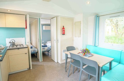 Baia Domizia House | Mobilehome with air conditioning, terrace and pool