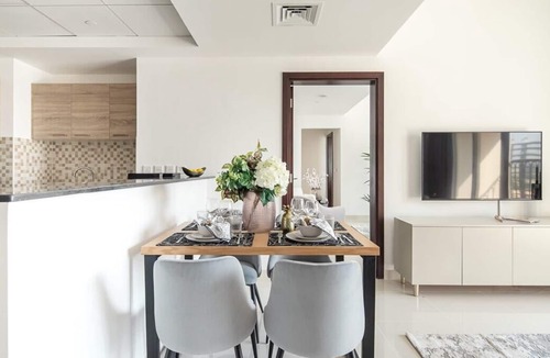 Dubai Sports City Apartment | Modern and Cozy 1BR in Sports City