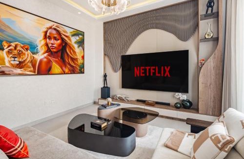 Dubai House | Modern Apartment in Dubai Creek Harbour By DuStay