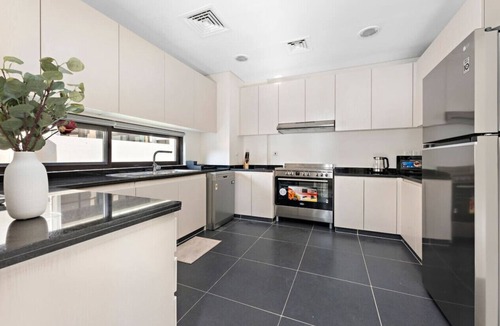 Dubai House | Modern Family 3BR Villa in Damac Hills