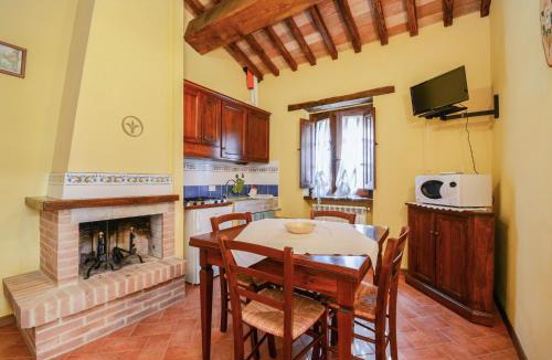 Citta di Castello House | Modern Holiday Home in Monte Santa Maria Tiberina