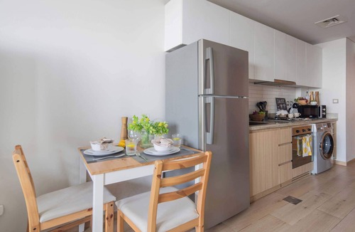 Jebel Ali Apartment | Modern Studio - Minutes from Dubai Metro!