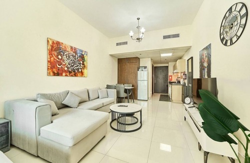 Dubai Sports City Apartment | Modern Studio Retreat in Sports City Dubai